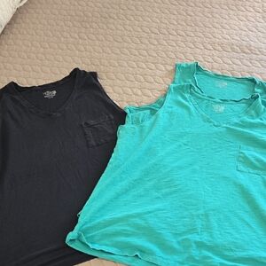 Black Or Teal Sleeveless Tops